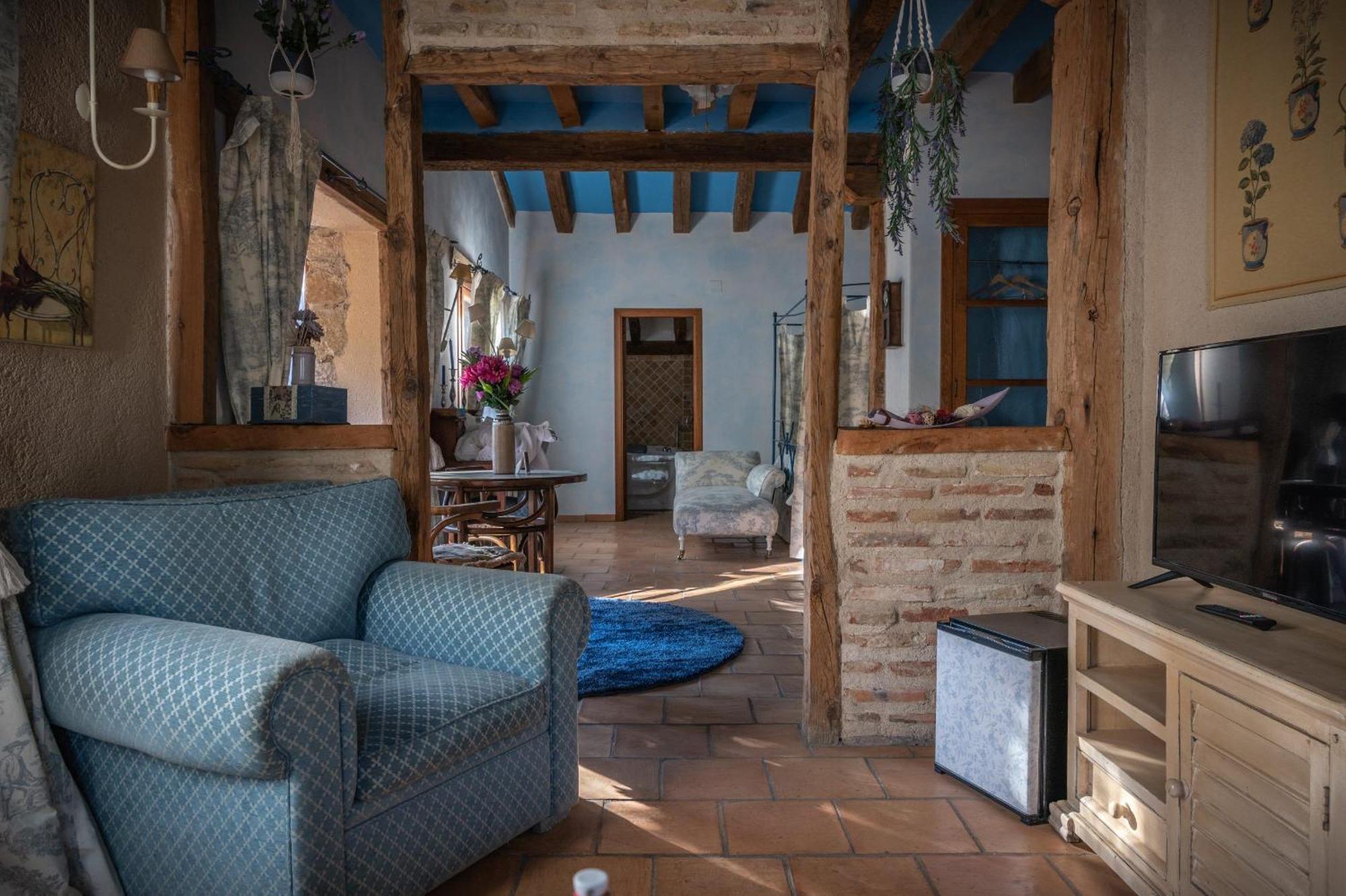Posada Restaurante Fuenteplateada Collado Hermoso Εξωτερικό φωτογραφία