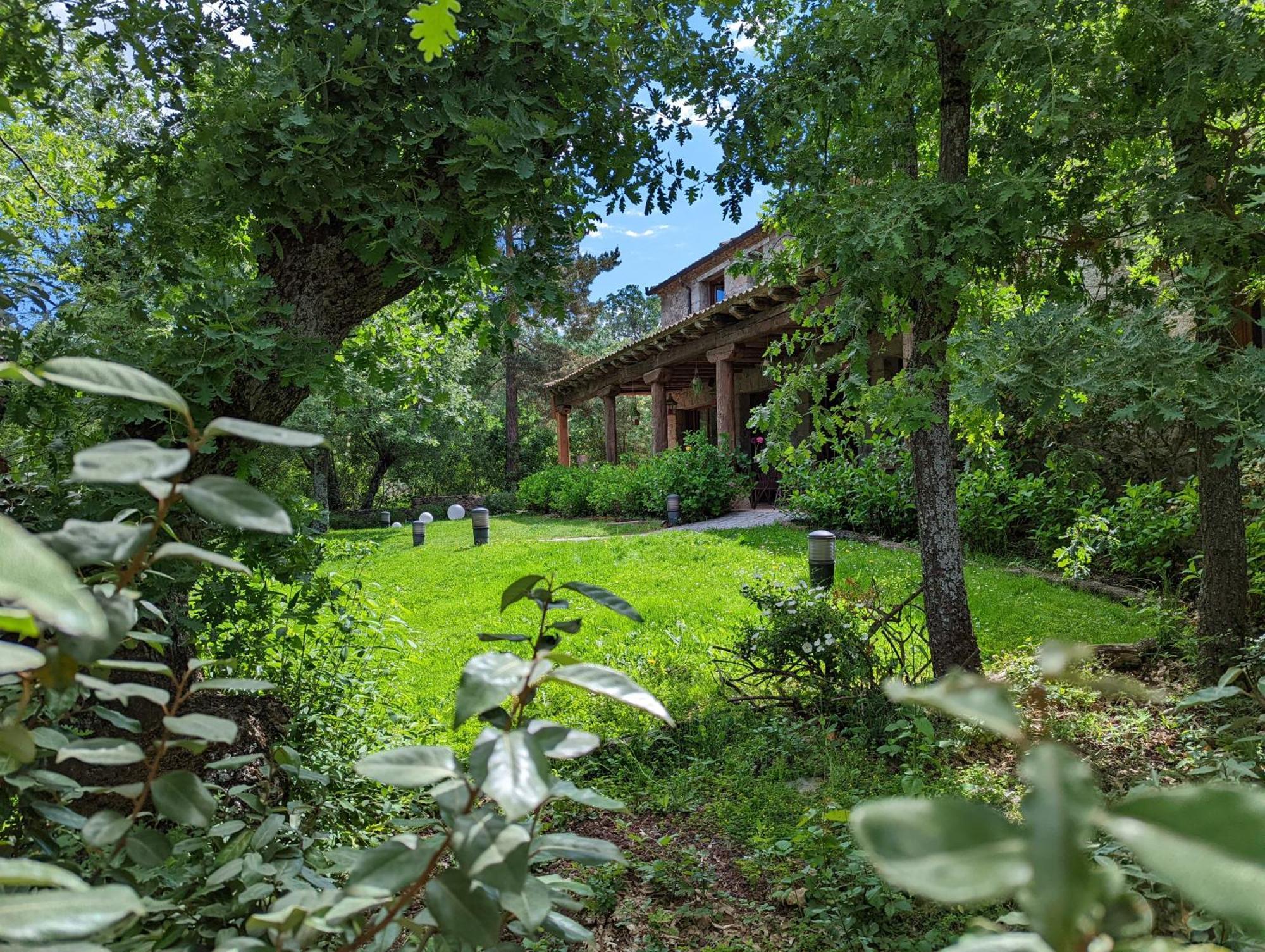 Posada Restaurante Fuenteplateada Collado Hermoso Εξωτερικό φωτογραφία